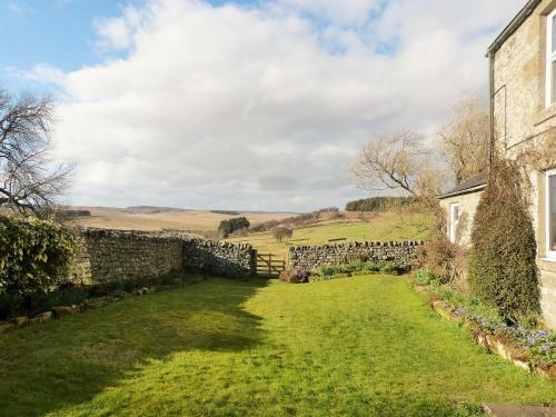 Roman Cottage - - Hadrian's Wall Dark Sky Outpost.