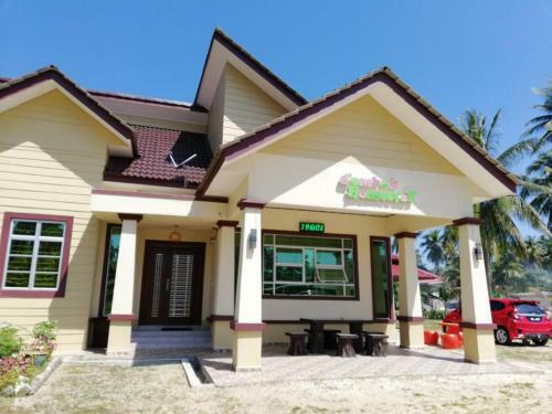 D'ombak Homestay Pantai Baru