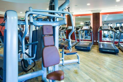 Hotel The Cambridge Belfry - Qhotels