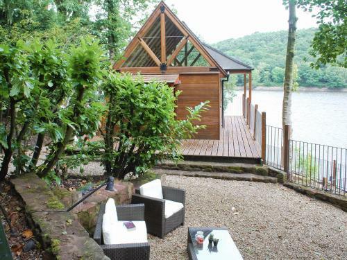 Inglenook Boathouse