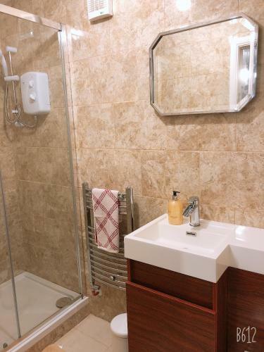 Apartamento Flat 1 Modern Studio Flat With Free Parking, Netflix And Private Entrance