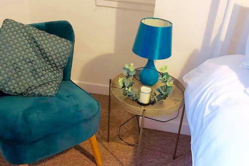 Flat 12a - Central, Modern, Bright Apartment With Free Wifi