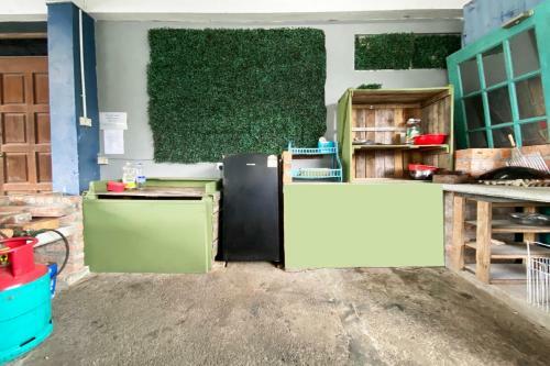 Oyo Home 90295 Beacon Homestay Kuching