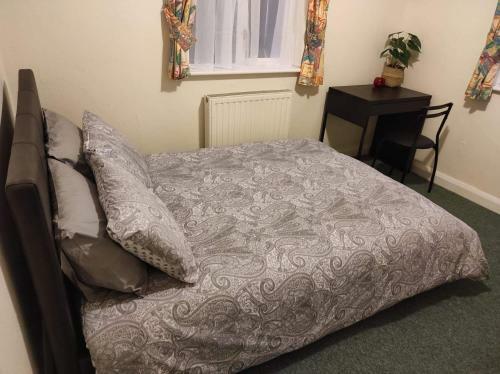 Hostal Double Room Sandbanks, Poole, Dorset, Free Parking