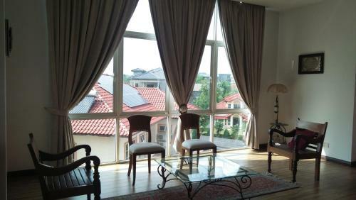 Sunshine Villa