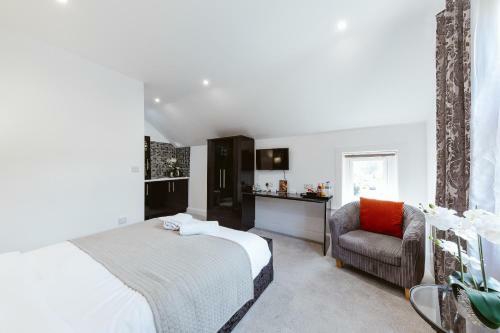 Modern City Centre Studio Apartment!