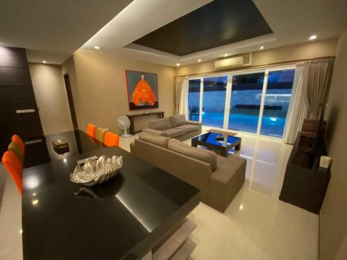 Luxury Pool Villa C16 / 4br 8-10 Persons