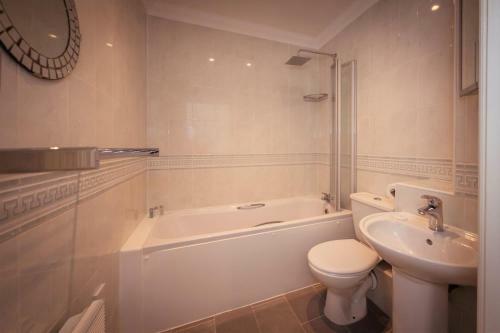 Apartamento Marina Dreams - Couples Bolthole With Water Views