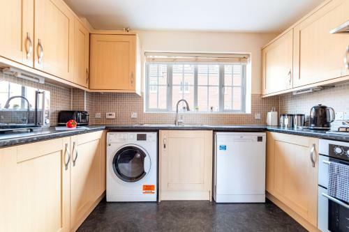 Wye Valley House By Tj Serviced Property Peterborough