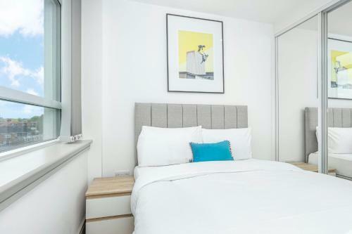 Newly Onboarded Modern One Bed Apartment In Broad House, Harrow