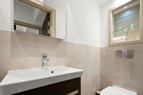 Newly Onboarded Modern One Bed Apartment In Broad House, Harrow