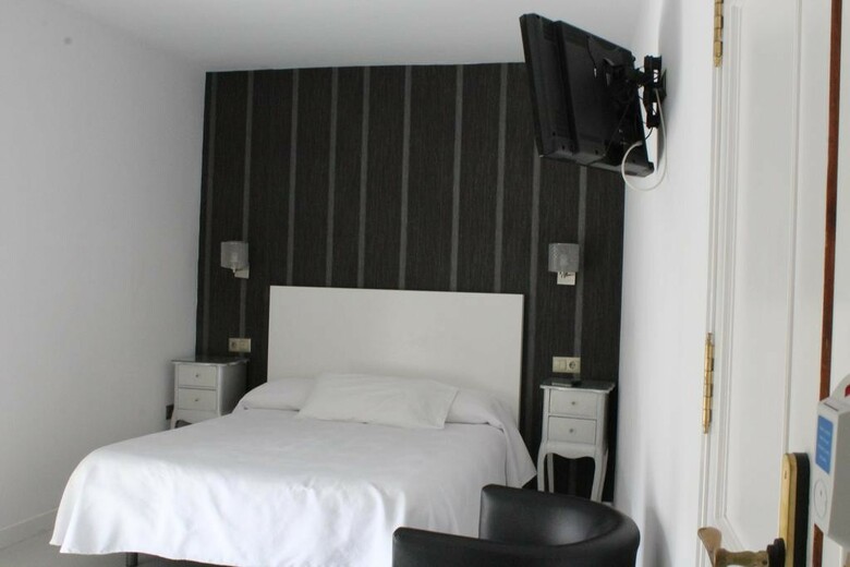 Hostal Abril