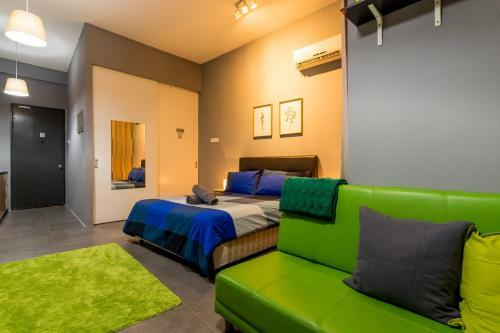 Apartamentos Proper Suites@empire Damansara
