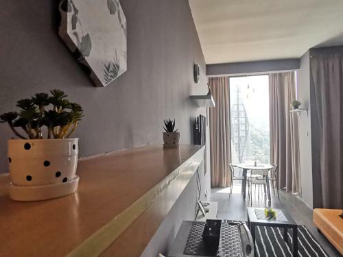 Apartamentos Proper Suites@empire Damansara