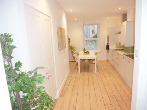 Stunning Townhouse At Plymouth Hoe