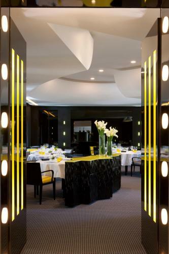 Hotel La Pyramide