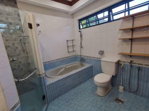 Seremban Grande Villa 163 By Vale Pine