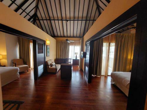 Palm Tree Villa Sepang