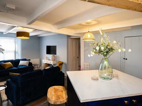 Lundy Cottage