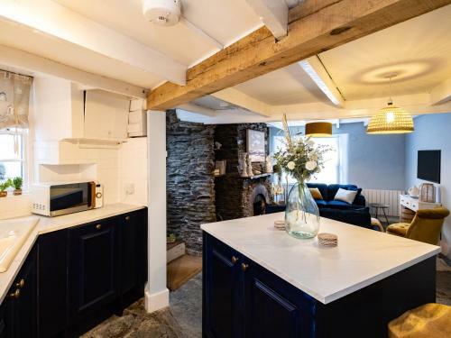 Lundy Cottage