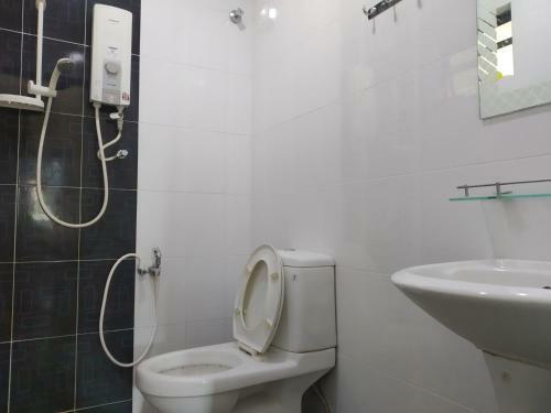 Hostal Hma Guesthouse