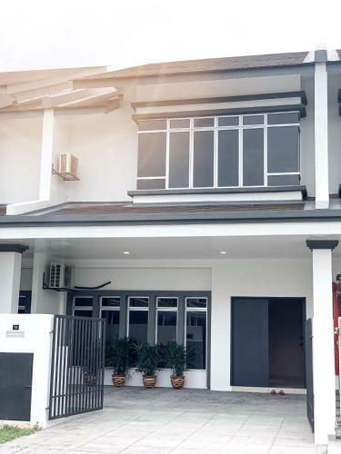 Hostal J Residence