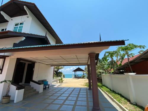 Hostal Che Beach House