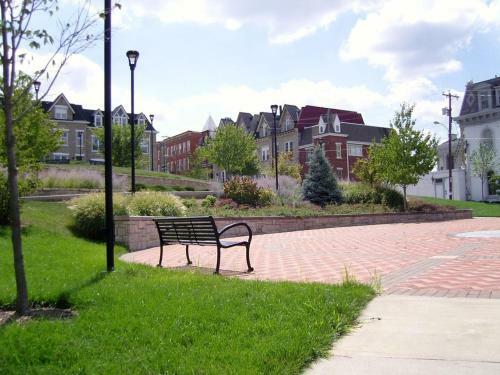 Hopkins Park Bed And Breakfast