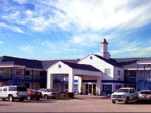 Motel American Inn And Suites White Hall