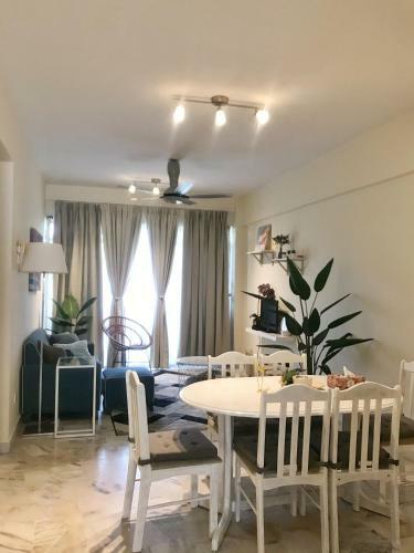 Port Dickson Glory Beach Resort Apartment 5pax 3br