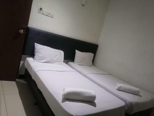 Oyo 90392 Pulai City Hotel