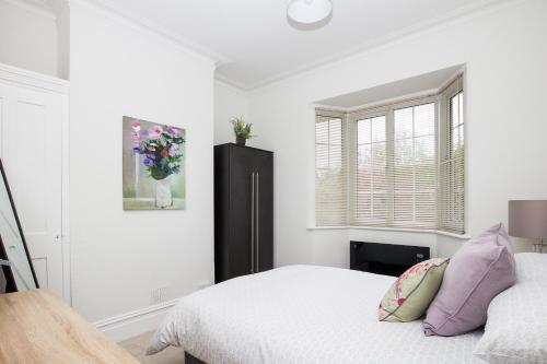 52 Madeira Park Flat 6
