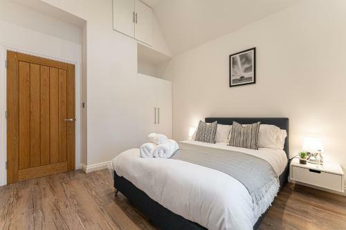 Luxury Converted 1 Bedroom Rugby, Near M1 And M6