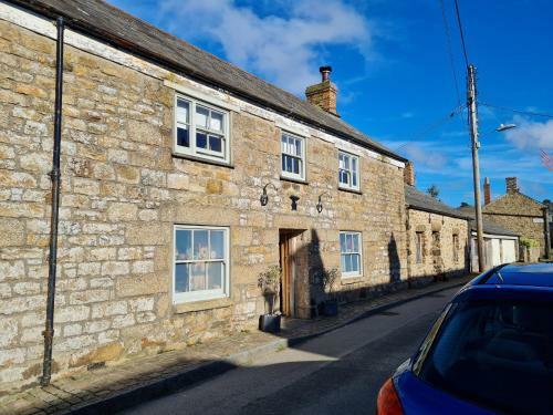 Anvil House, The Old Forge