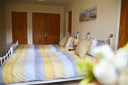 The Nineteenth, Oakridge St Mellion, Free Golf/spa