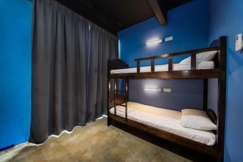Hotel Spot On 89956 The Blue Malacca