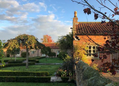 Elm Tree Cottage