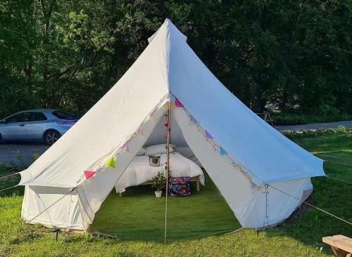 4 Meter Bell Tent - Up To 4 Persons Glamping 9