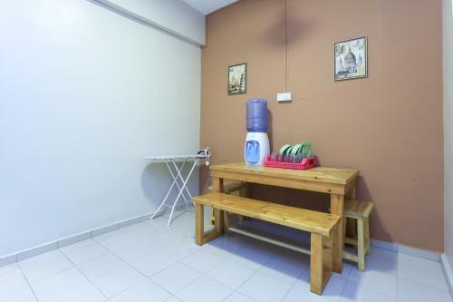 Oyo Home 90244 Dkeris 2bhk Apartment