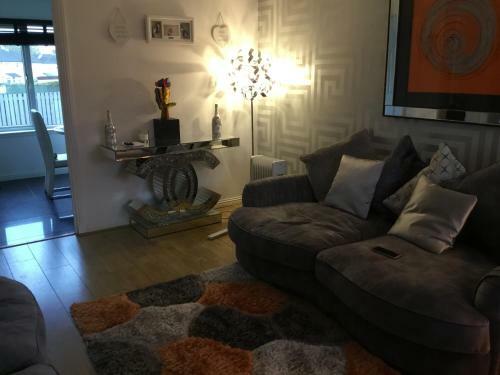Apartamento Detached 3 Bedroom In South Side