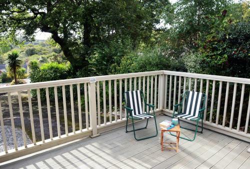Valley Retreat - Peaceful Location, Walk To Beach, Parking