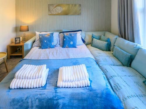 Brook Cottage 1.5 Miles From The Beach