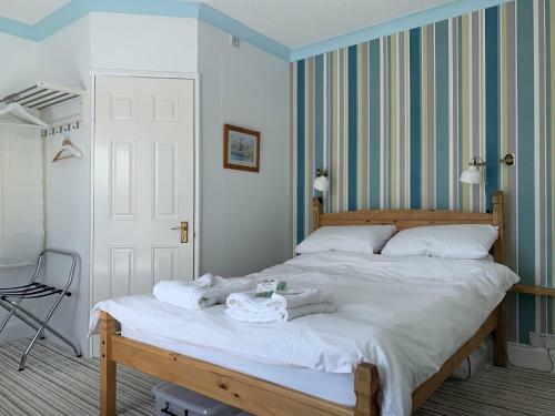 Bed & Breakfast Holly Trees