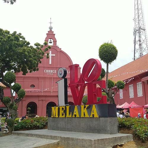 Hostal Alimama Guesthouse Melaka With Balcony