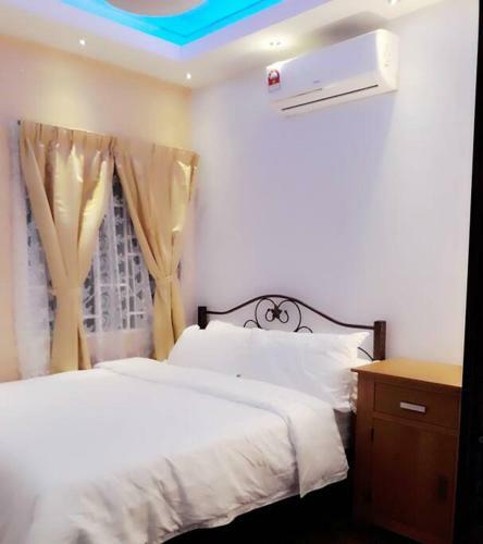 Melaka Big Group (10-15ppl) Villa/newly Renovated
