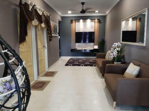 I - Laksamana Homestay