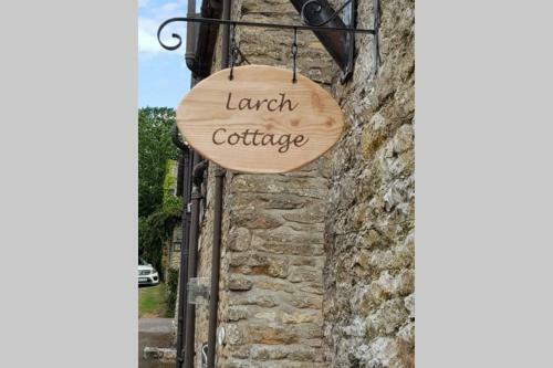 Larch Cottage, Ruston Dog Friendly With Hot Tub