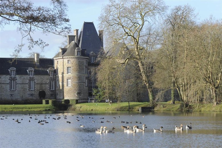 Hotel Chateau De Canisy