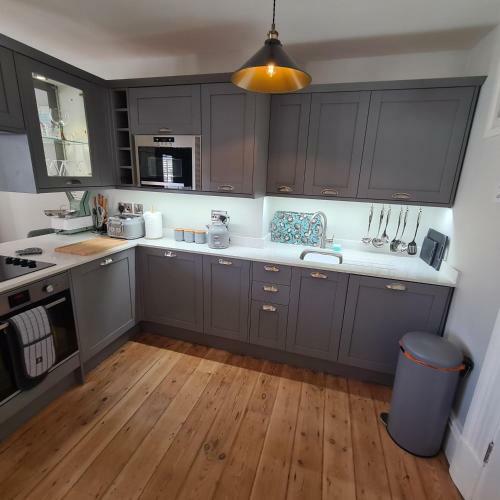 Brand New! The Old Post Office Apartment, Staithes