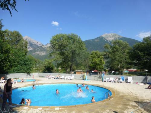 Camping, H�tel De Plein Air Les Cariamas